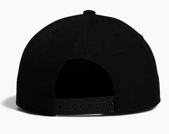Snapback closure on back of LED hat
