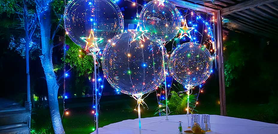 light up balloon centerpieces at a party